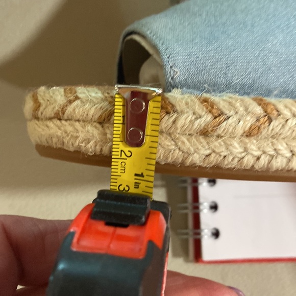Brand new Tom’s wedges in denim with nice braided wedge in size 9. - Picture 6 of 8